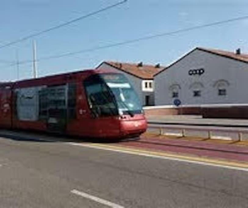Апартаменты Sunrise30Mt Tram Ingresso Indipendente Parcheggio Местре Экстерьер фото